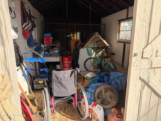 1450 Dalton St, Alcoa, TN 37701