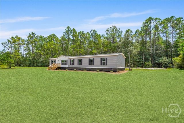 223 Maple Rd NE, Ludowici, GA 31316