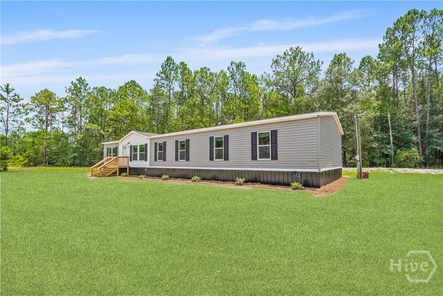 223 Maple Rd NE, Ludowici, GA 31316