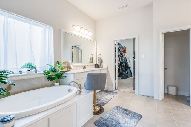 425 Brushwood Lane, Waxahachie, TX 75165