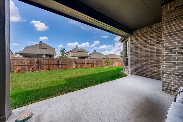425 Brushwood Lane, Waxahachie, TX 75165