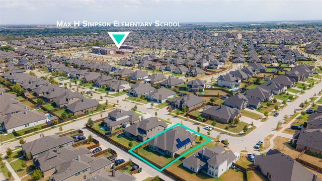 425 Brushwood Lane, Waxahachie, TX 75165