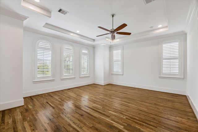 1301 Peden Street, Houston, TX 77006