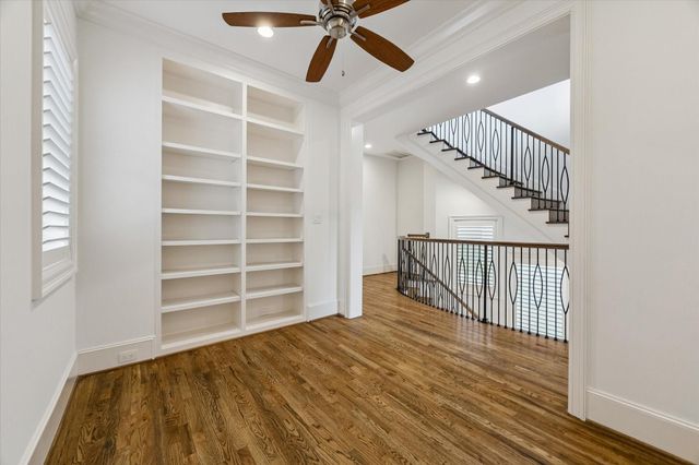 1301 Peden Street, Houston, TX 77006