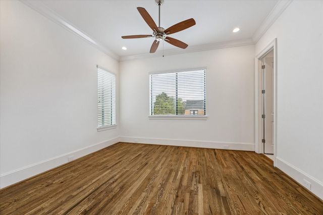 1301 Peden Street, Houston, TX 77006