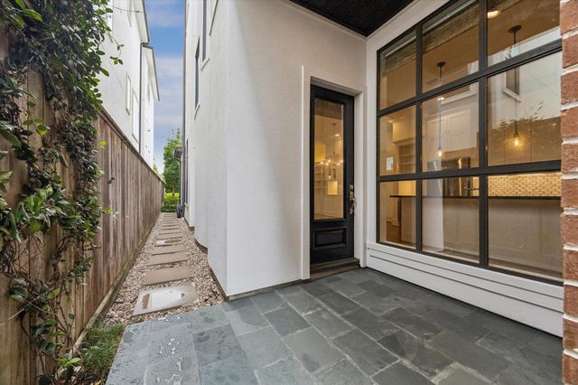 1301 Peden Street, Houston, TX 77006