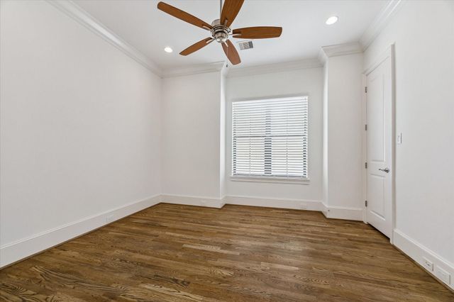 1301 Peden Street, Houston, TX 77006