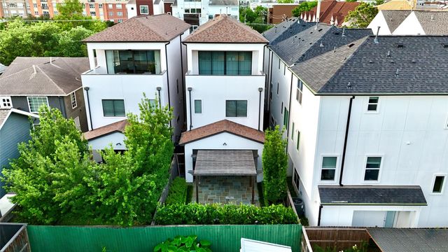 1301 Peden Street, Houston, TX 77006
