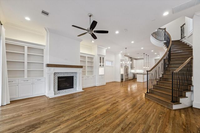 1301 Peden Street, Houston, TX 77006