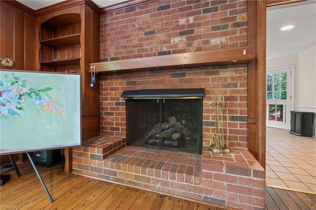 2786 Robinhood Road, Winston-salem, NC 27106