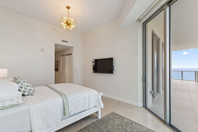 3100 N Ocean Drive H1804, Singer Island, FL 33404