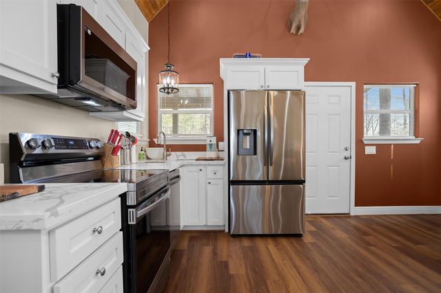 4785 S Us Highway 287, Crockett, TX 75835