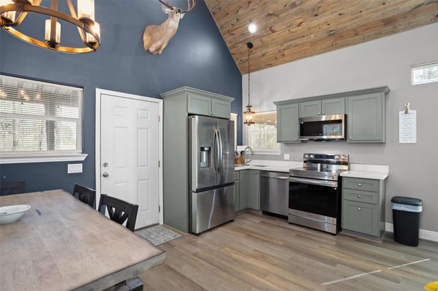 4785 S Us Highway 287, Crockett, TX 75835