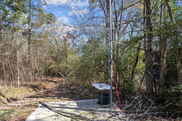 4785 S Us Highway 287, Crockett, TX 75835