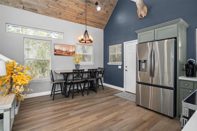 4785 S Us Highway 287, Crockett, TX 75835