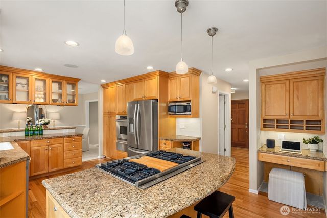 18605 NE 191st Street, Woodinville, WA 98077