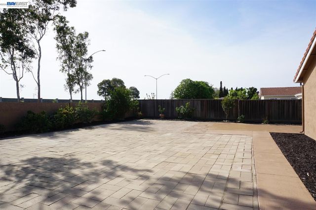 5064 Anaheim Loop, Union City, CA 94587