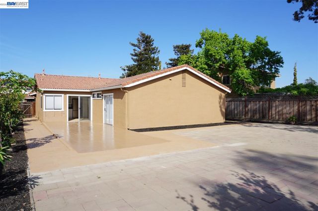 5064 Anaheim Loop, Union City, CA 94587