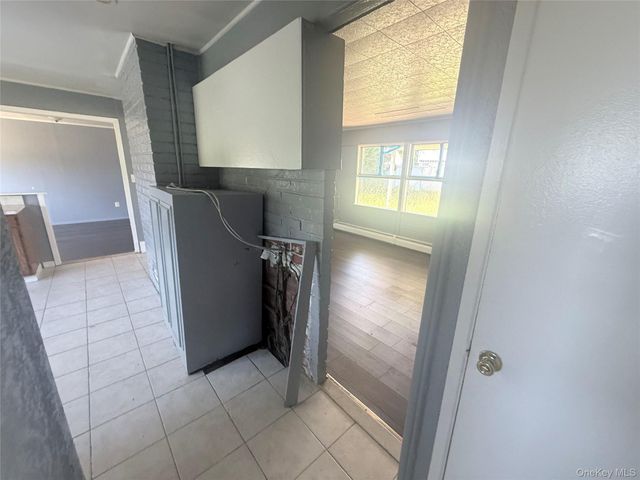 143 Red Maple Drive N, Levittown, NY 11756