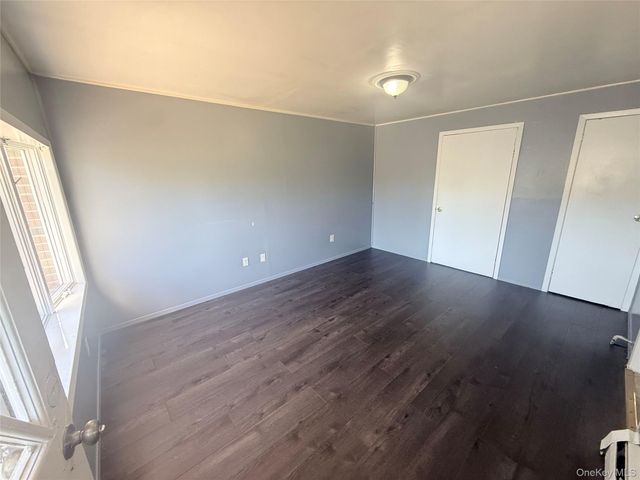 143 Red Maple Drive N, Levittown, NY 11756