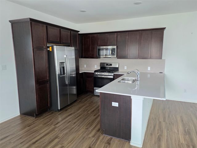 1329 Weatherford LN, Leander, TX 78641