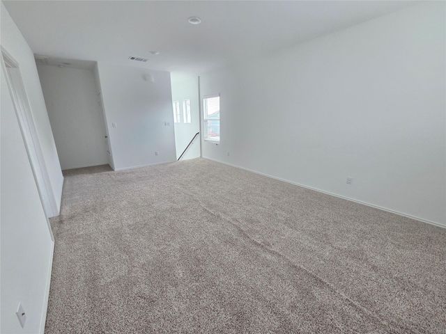 1329 Weatherford LN, Leander, TX 78641