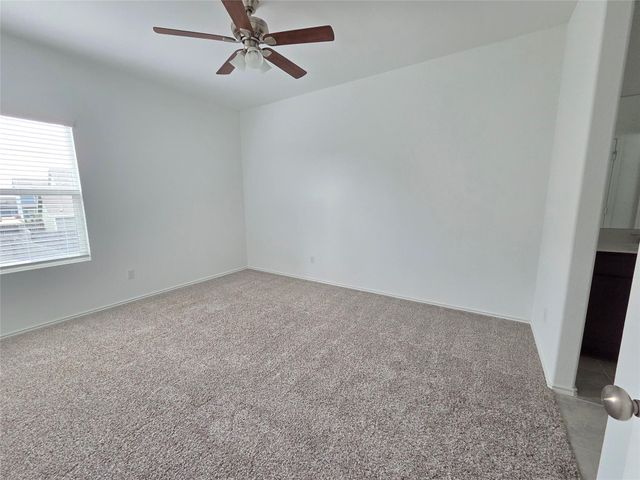 1329 Weatherford LN, Leander, TX 78641