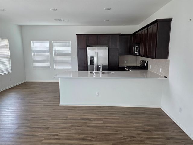 1329 Weatherford LN, Leander, TX 78641