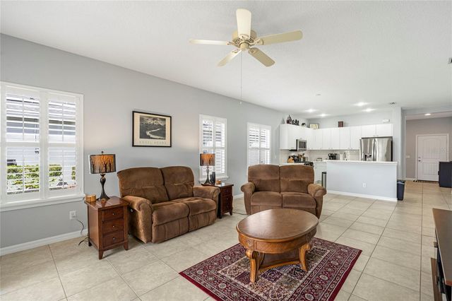 12187 LONGVIEW LAKE CIRCLE, Bradenton, FL 34211