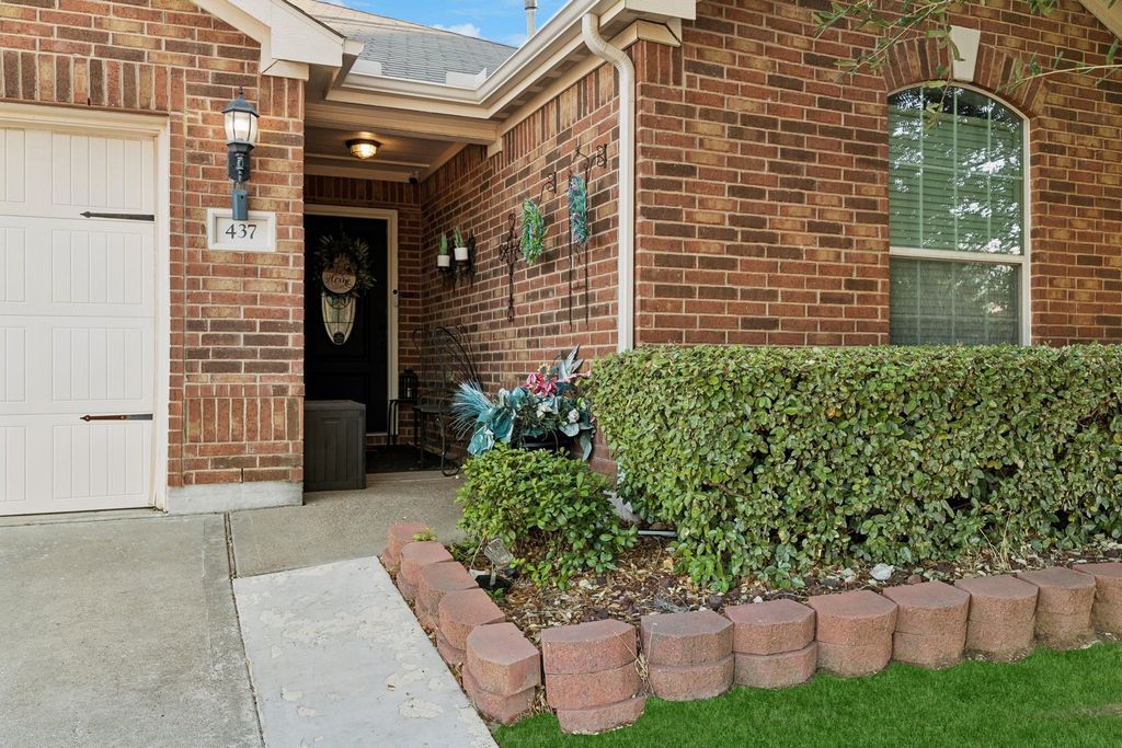 437 Buoy Drive, Crowley, TX 76036 — photo 4