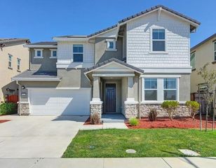 2733 Penrose Ln, Lathrop, CA 95330