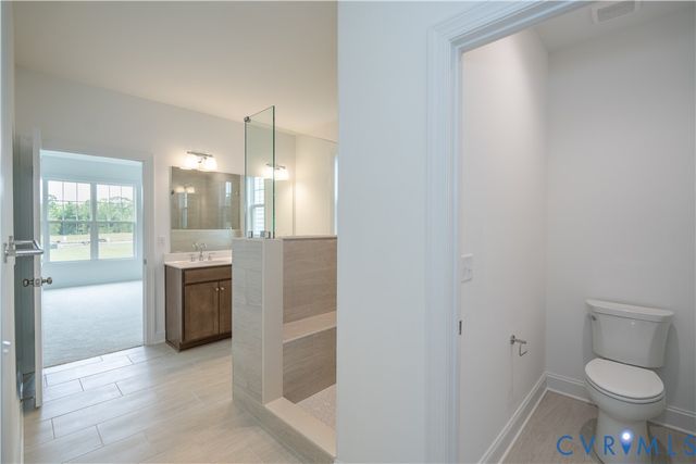 16819 Creek Parke Dr, Moseley, VA 23120