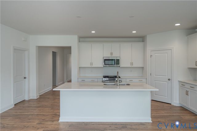 16819 Creek Parke Dr, Moseley, VA 23120
