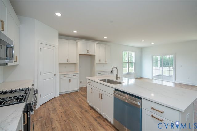 16819 Creek Parke Dr, Moseley, VA 23120