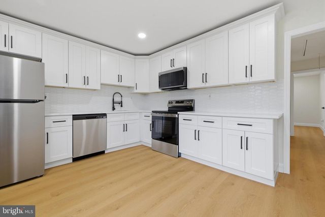 6 RADNOR CT, Willingboro, NJ 08046