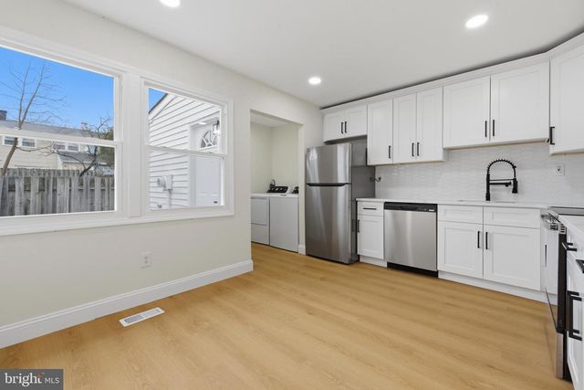 6 RADNOR CT, Willingboro, NJ 08046