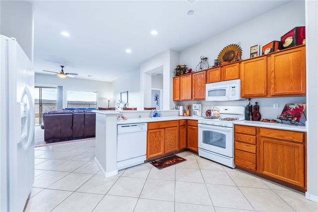 3124 Secret Pass Canyon Drive, Bullhead City, AZ 86429