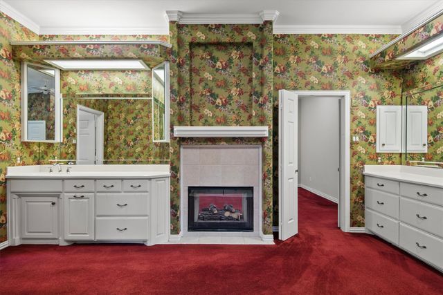 2202 Somerset, Midlothian, TX 76065