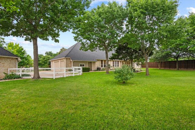 2202 Somerset, Midlothian, TX 76065