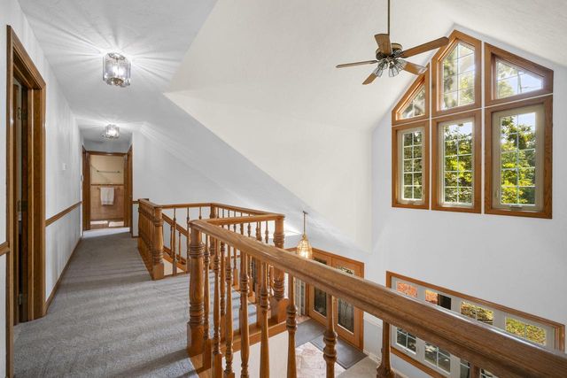 14700 W Fleetwood LANE, New Berlin, WI 53151
