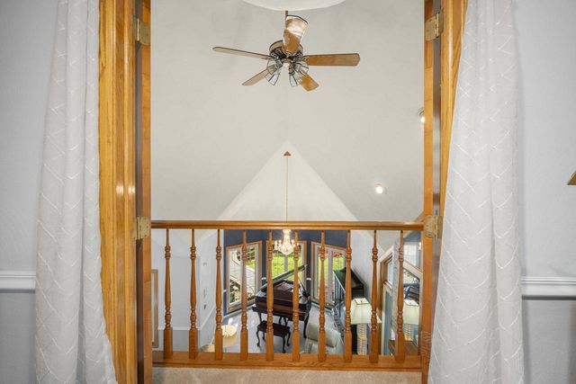 14700 W Fleetwood LANE, New Berlin, WI 53151