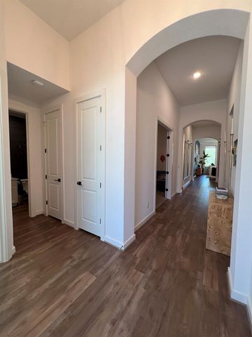 7615 Desert Needle DR, Lago Vista, TX 78645