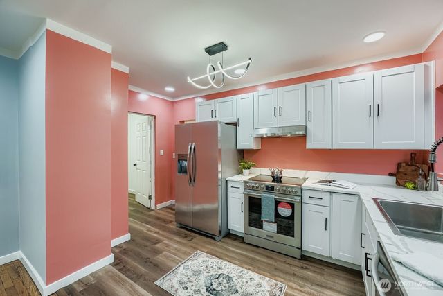 102 N Street NE, Auburn, WA 98002