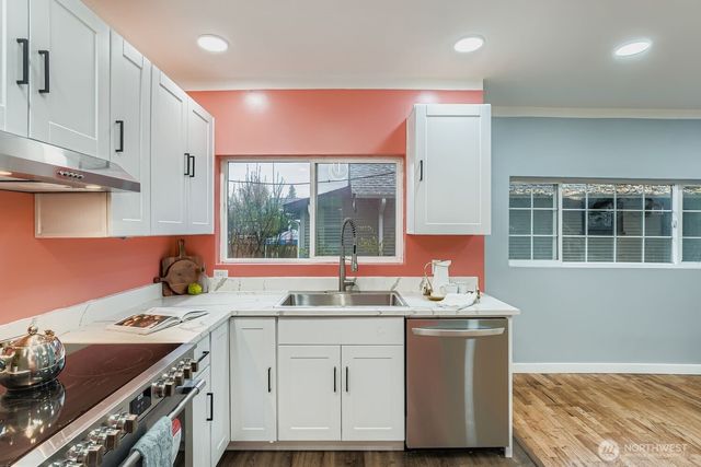 102 N Street NE, Auburn, WA 98002