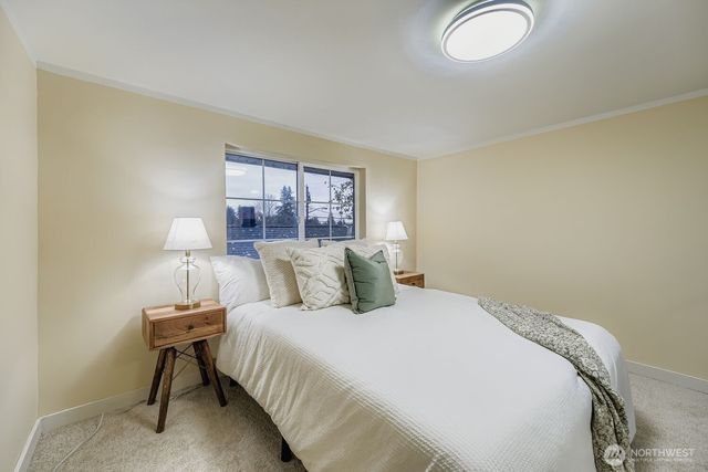 102 N Street NE, Auburn, WA 98002