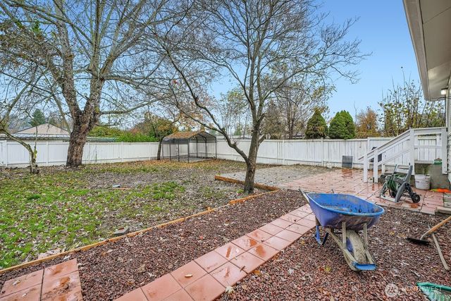102 N Street NE, Auburn, WA 98002