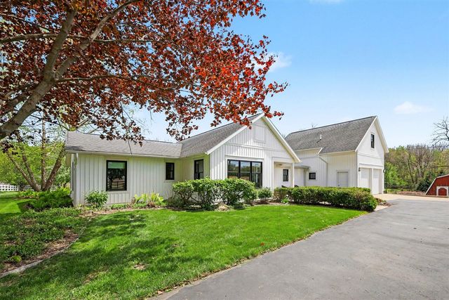 460 92nd Street, Byron Center, MI 49315