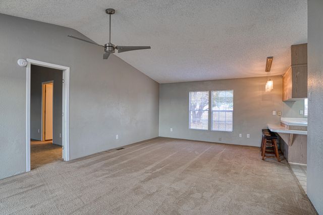 31 HOMESTEAD Road, Edgewood, NM 87015