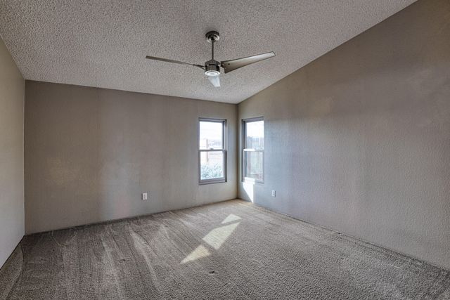 31 HOMESTEAD Road, Edgewood, NM 87015