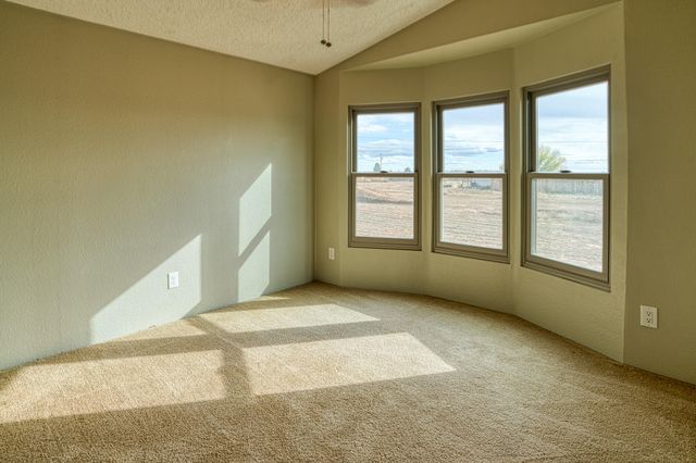 31 HOMESTEAD Road, Edgewood, NM 87015